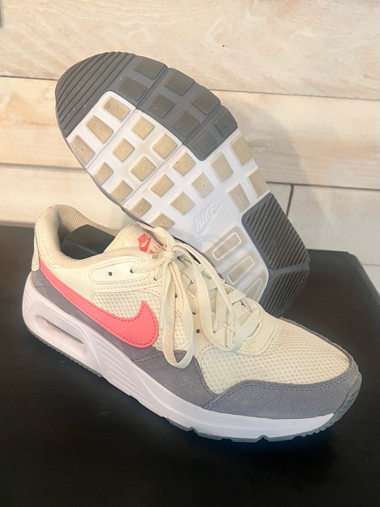 Nike Shoes - Nike Air Max Trainer in Cream, Gray & Coral Pink